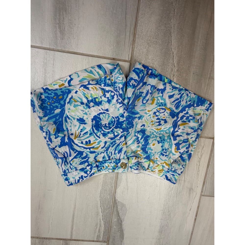 Lilly Pulitzer Callahan Stretch Shorts Blue White Seashell Print Size 6 5 Inseam